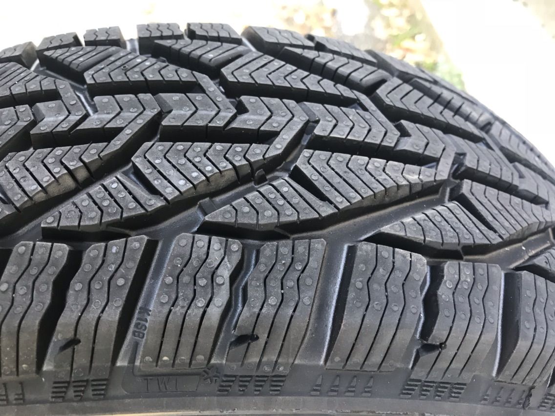215/55 R17 Riken Snow (Michelin Group)/ Доставка, livrare toata Moldova фото 4