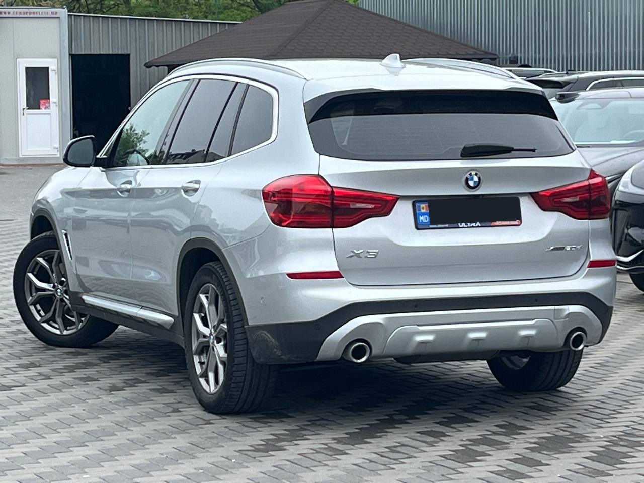 BMW X3 foto 2