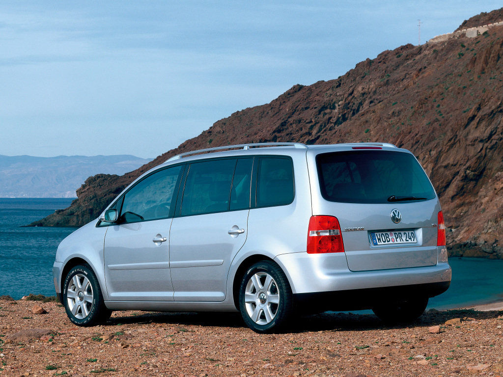 Запчасти Volkswagen Touran фото 1