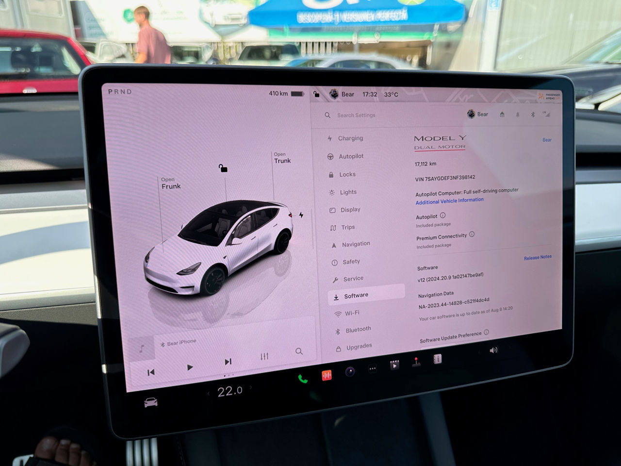 Tesla Model Y foto 14