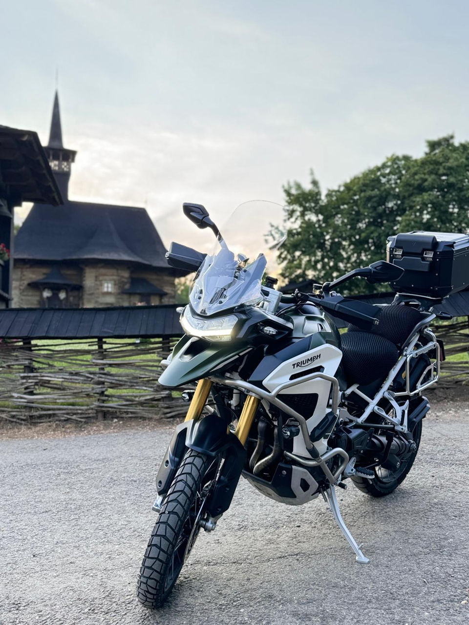 Triumph Tiger 1200 Rally Explorer  фото 1