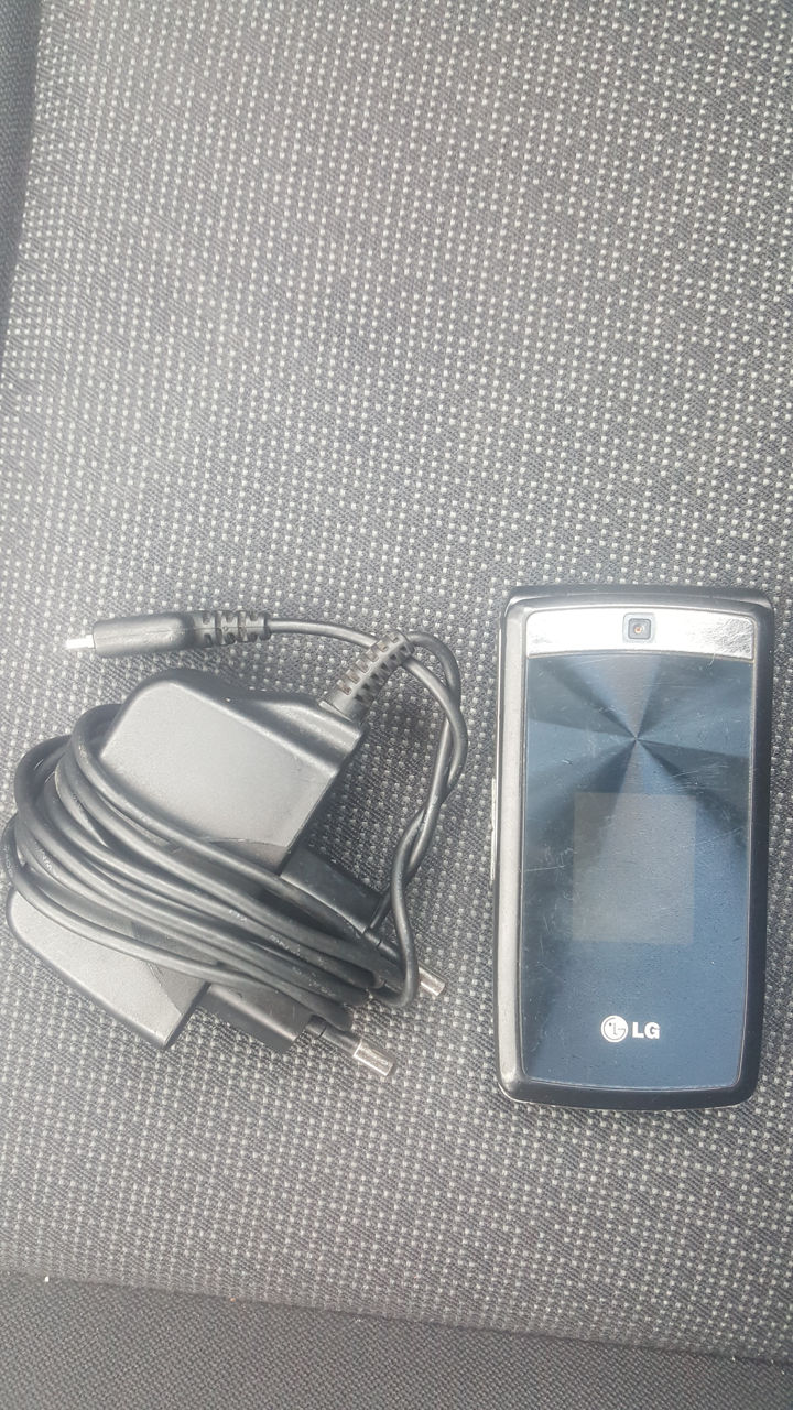 LG kf300 pentru colectie foto 0