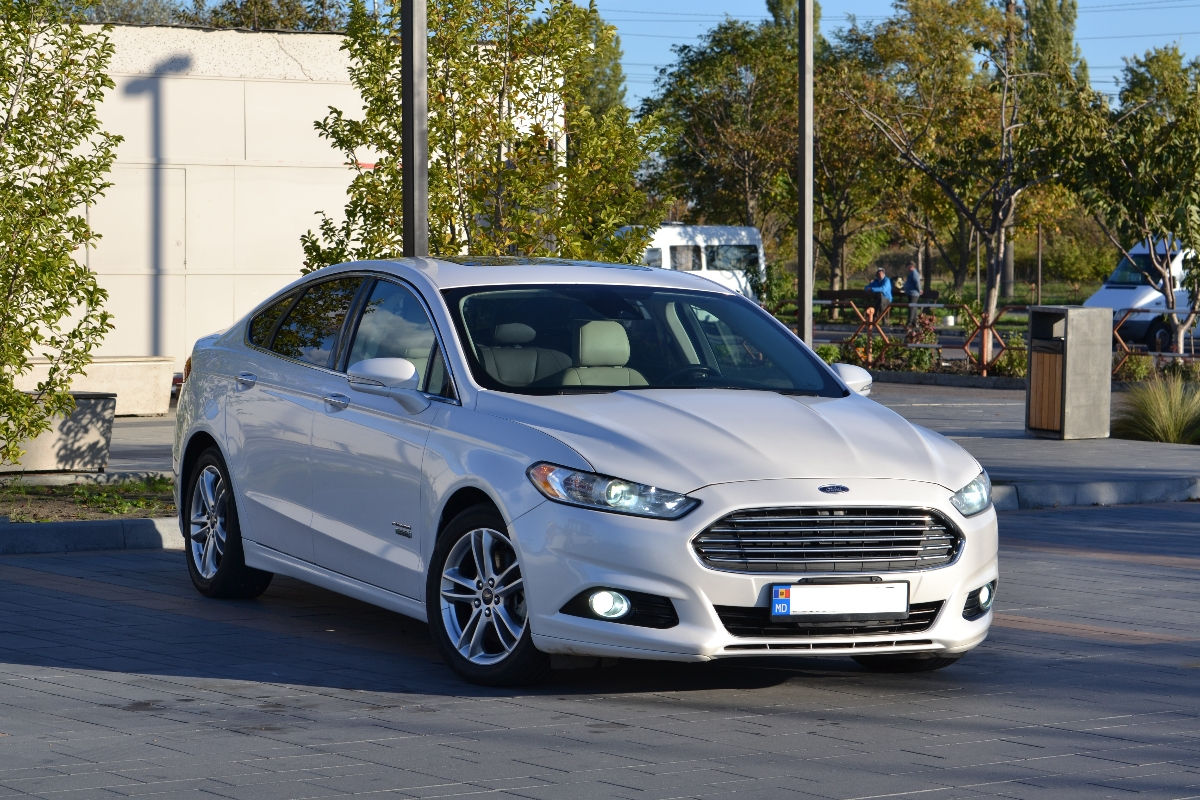 Ford Fusion foto 0