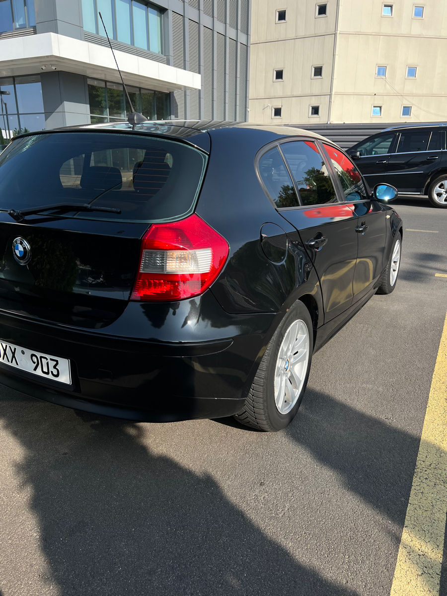 BMW 1 Series фото 9