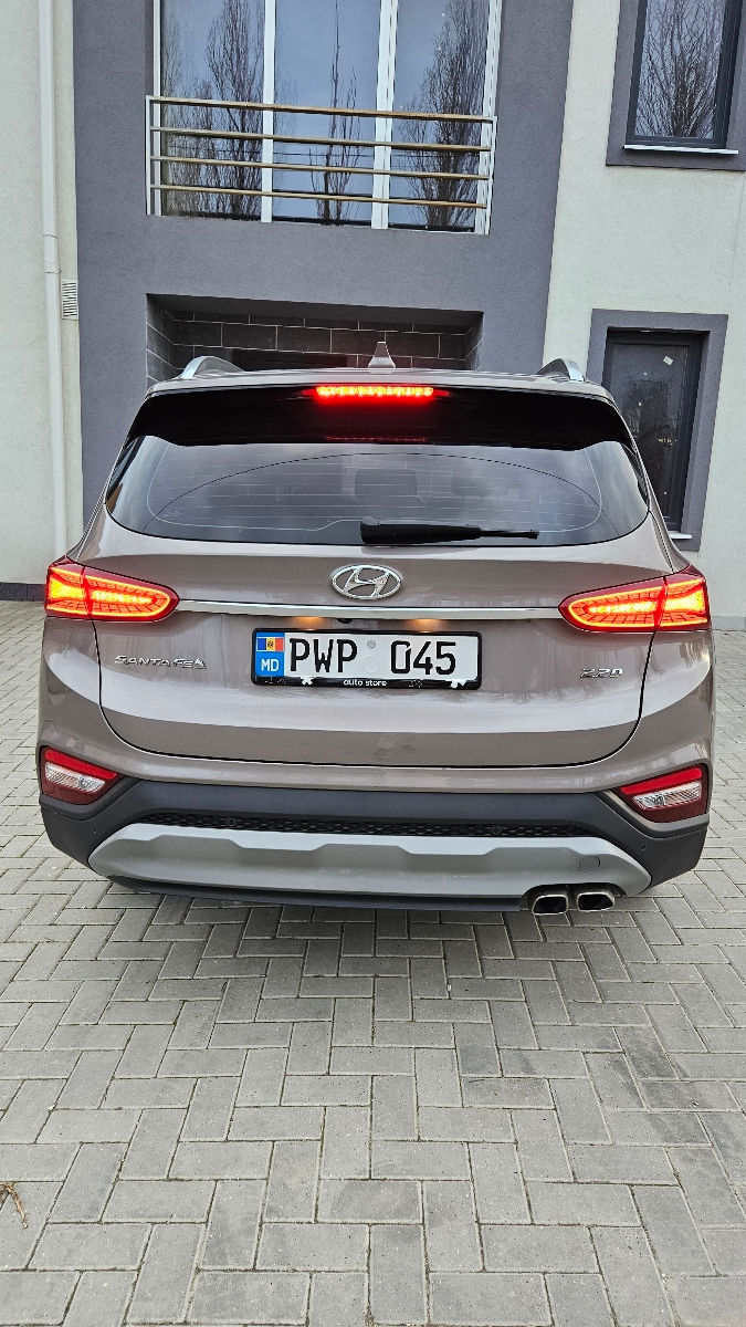 Hyundai Santa FE foto 8