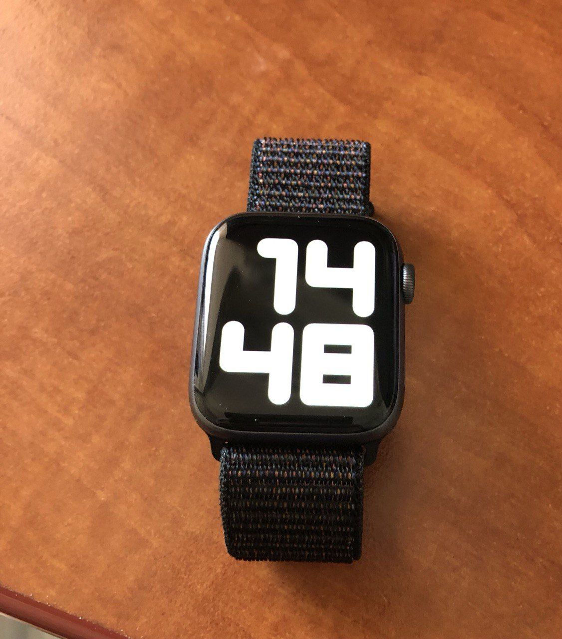 apple watch series 4 nike strap