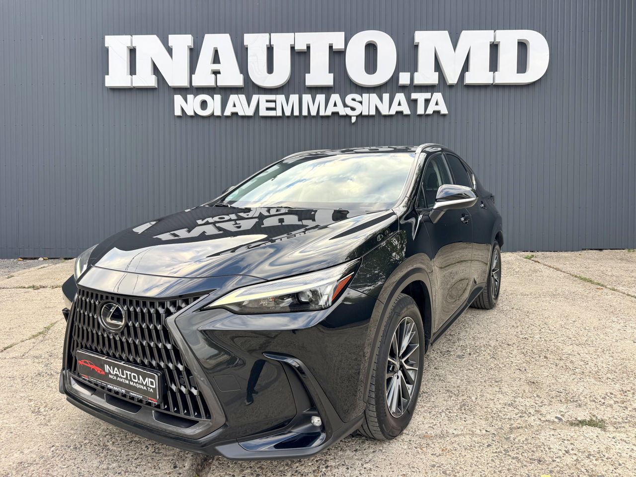 Lexus NX Series 2023 — 1