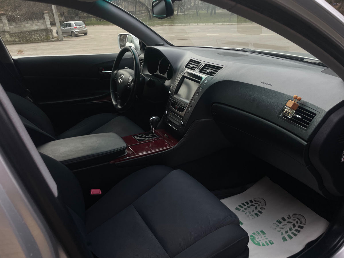 Lexus GS Series фото 8