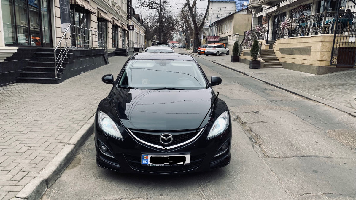 Mazda 6 foto 1