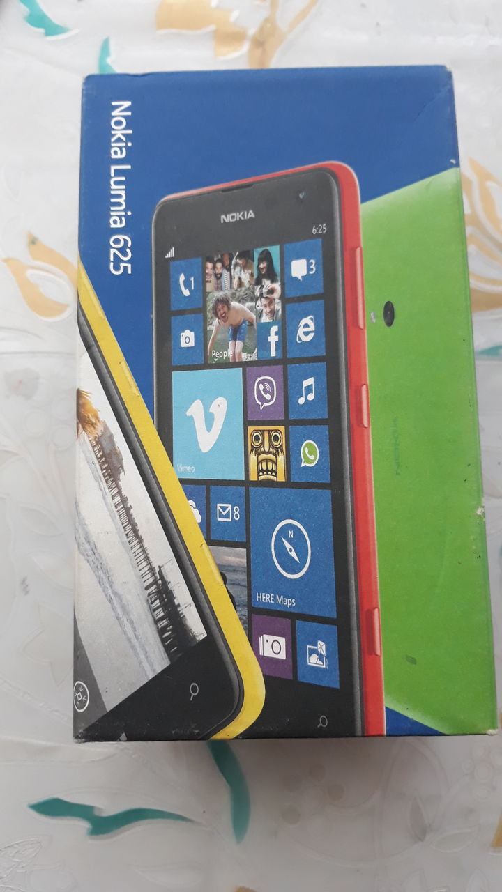 Nokia Lumia 625 Samsung GT-E2232 DuoS