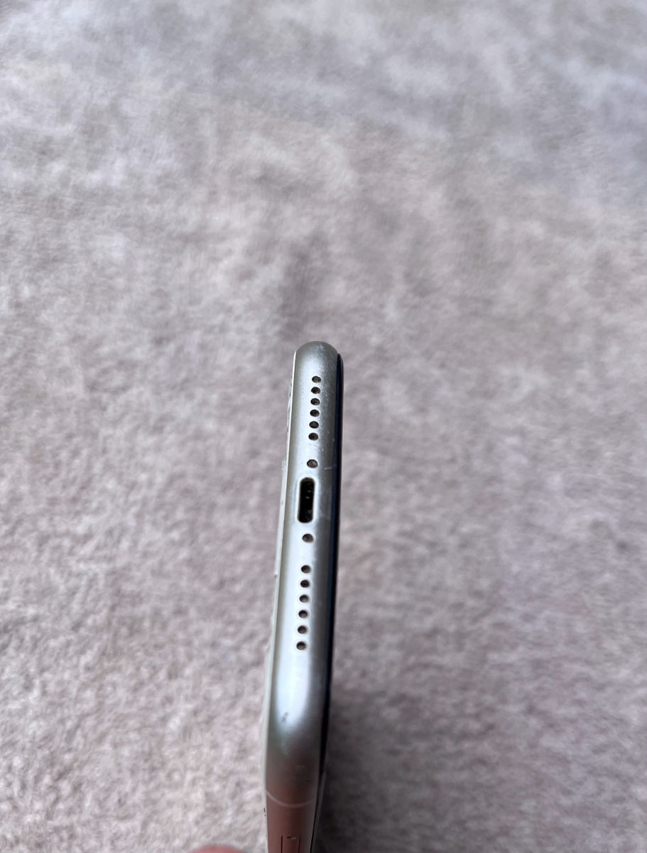 iPhone 11 64 GB фото 2