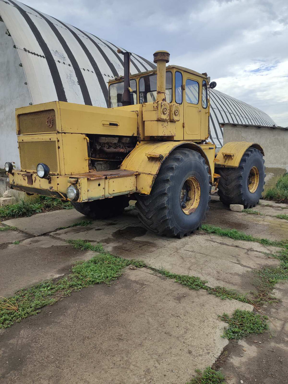 Трактор К700