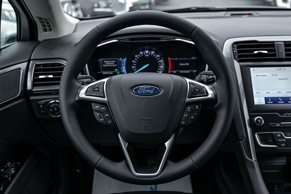 Ford Mondeo фото 10