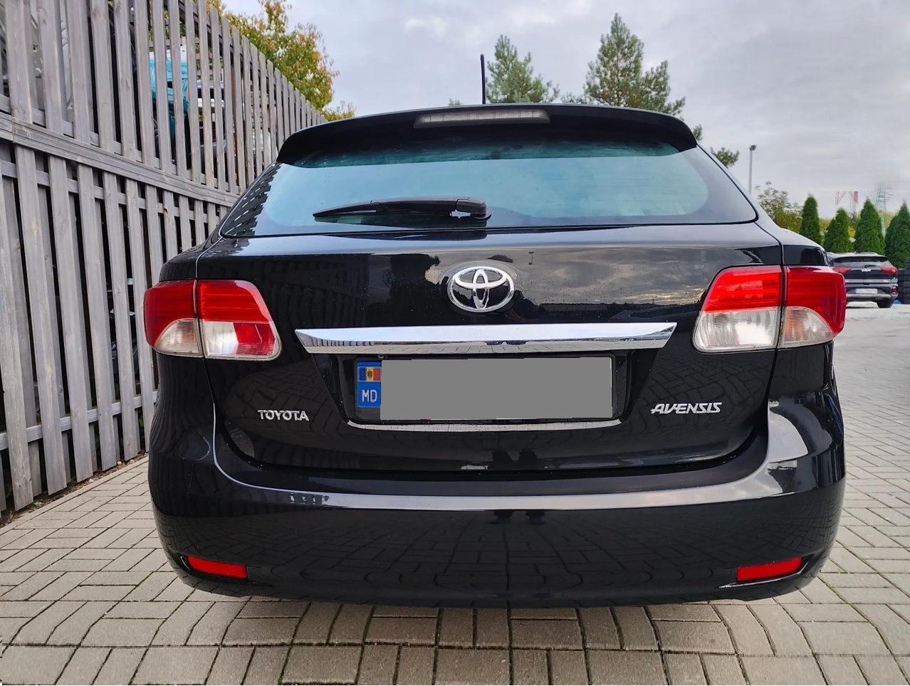 Toyota Avensis 2012 г. с пробегом 200 км, Дизель, 8450 €