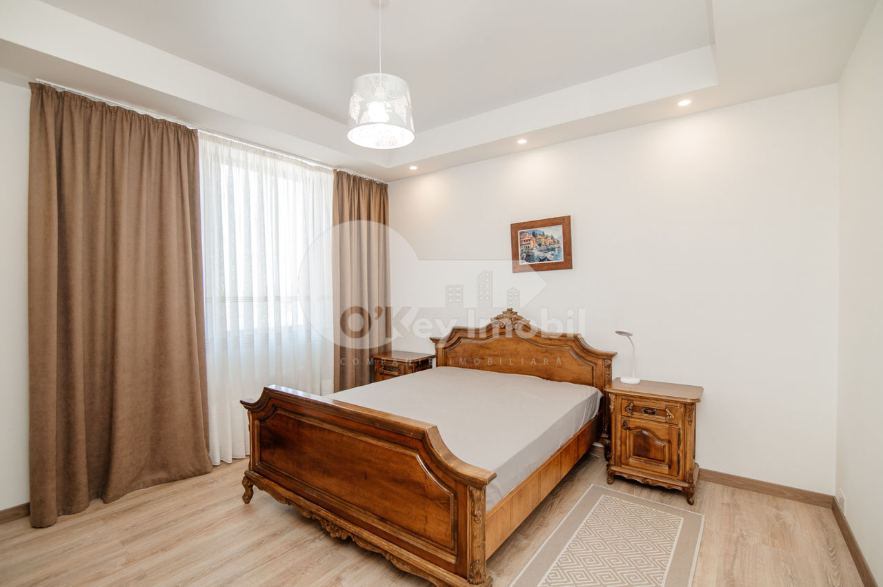 Apartament cu 3 camere, 97 m², Centru, Chișinău foto 3