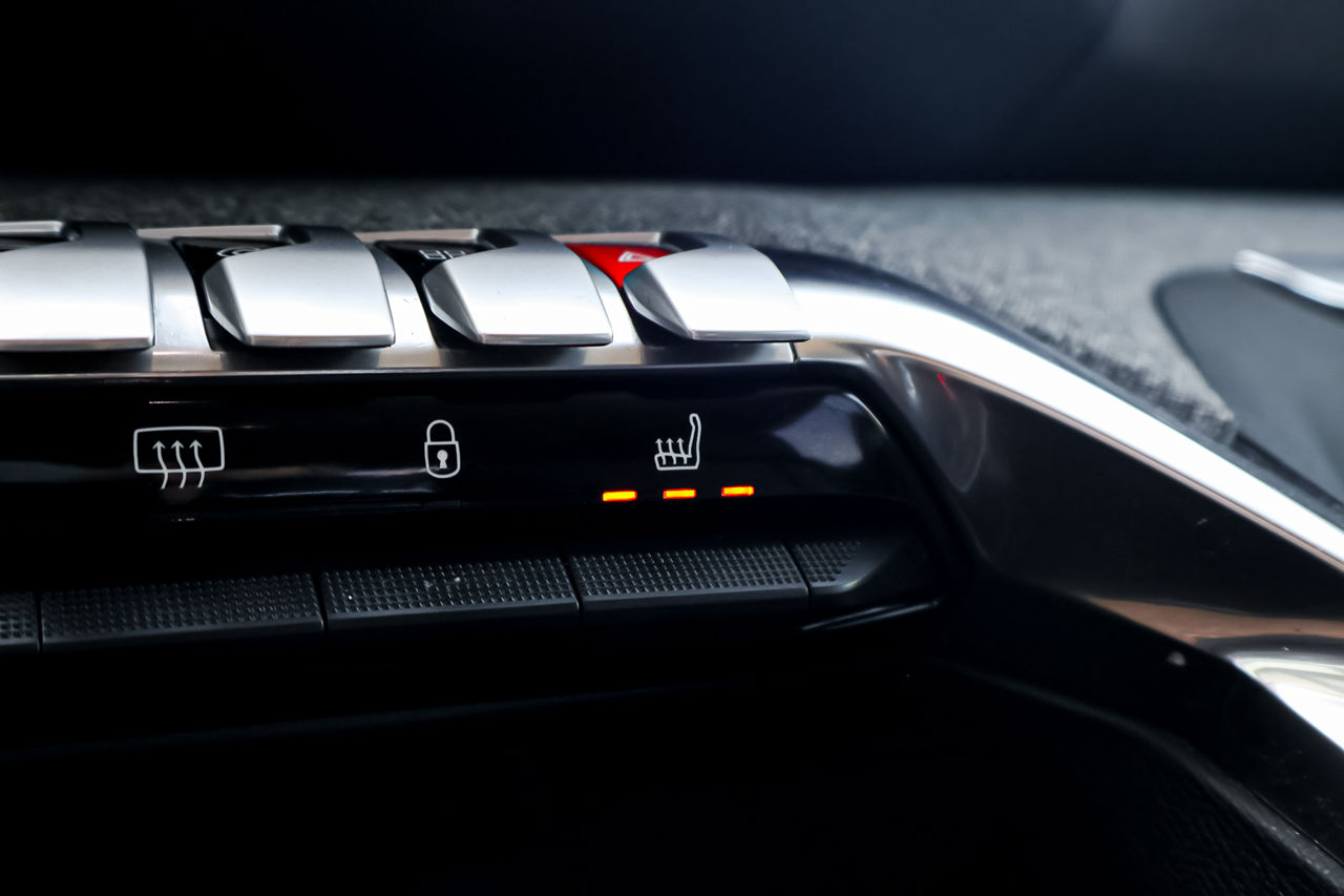 Peugeot 5008 фото 9