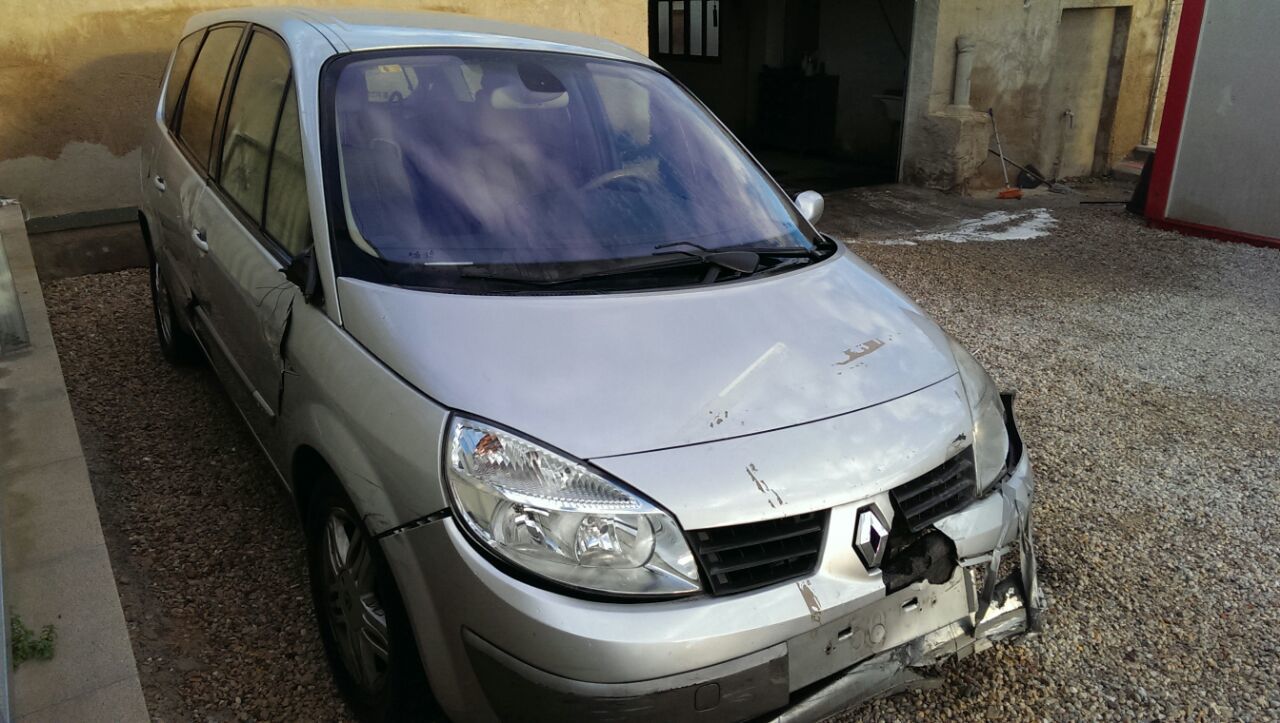 Renault Grand Scenic фото 10