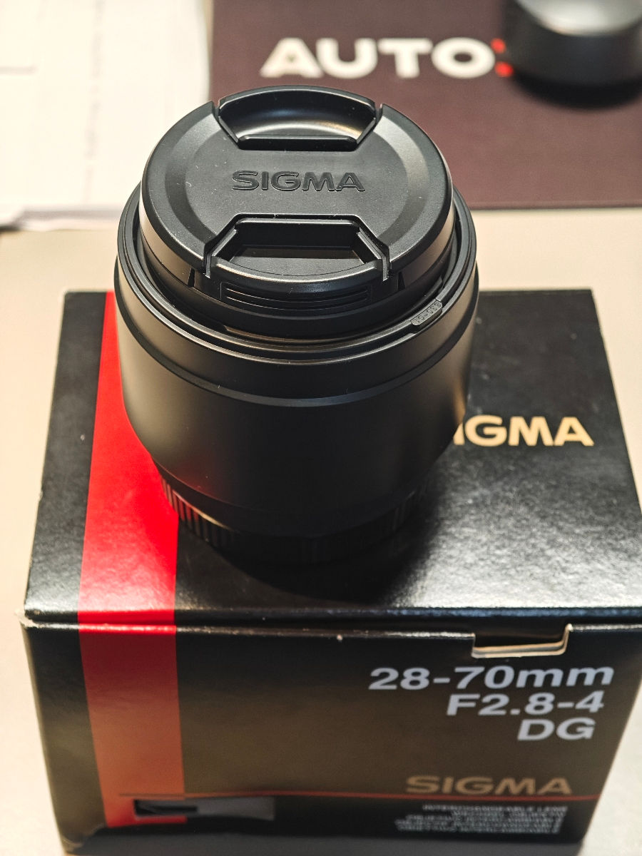 Sigma 28-70mm F2.8-4 DG Sigma 28-70mm F2.8-4 DG