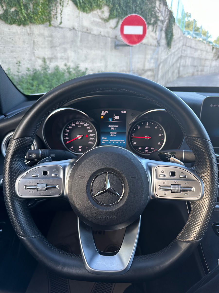 Mercedes C-Class foto 8