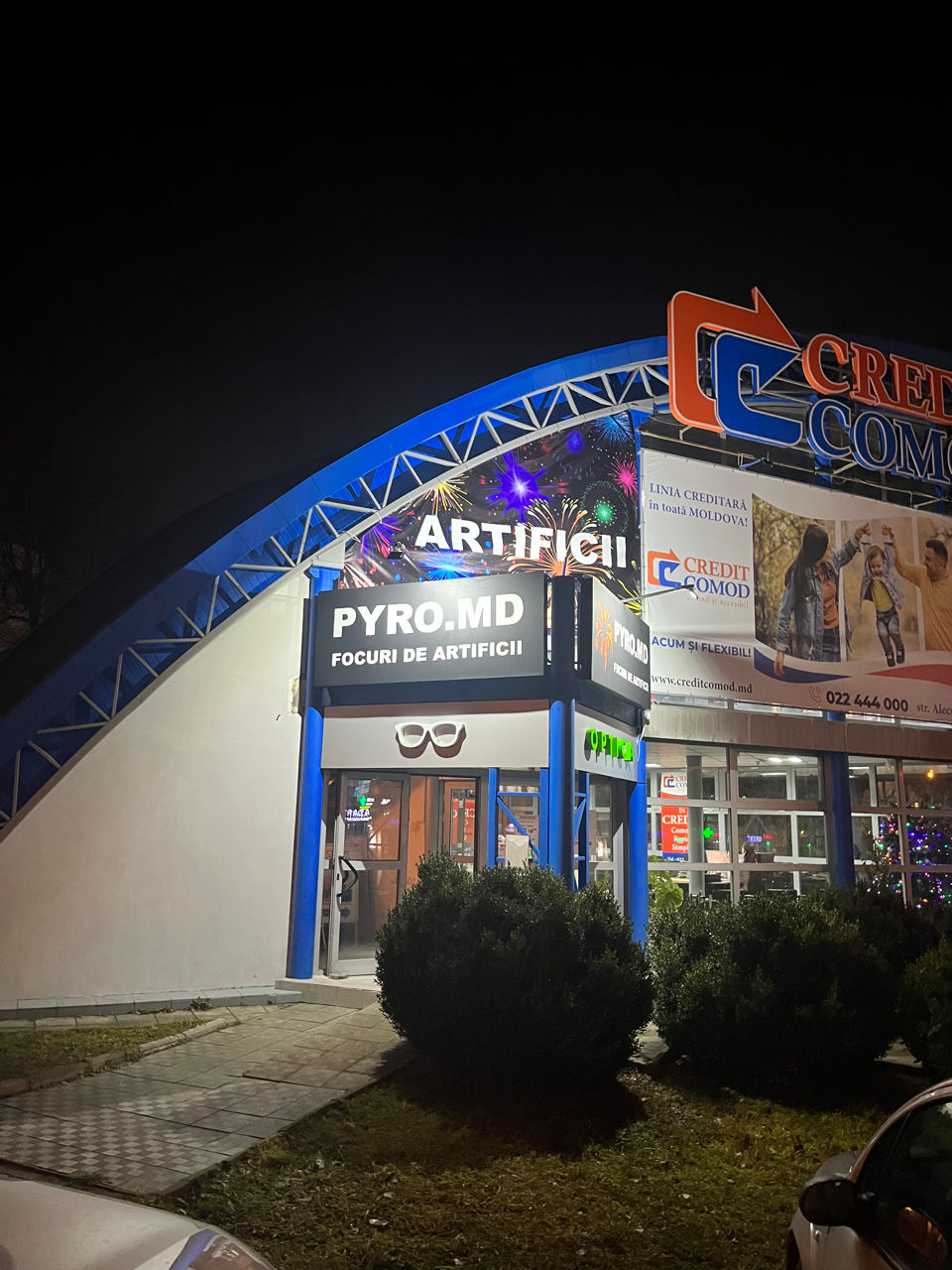 Focuri de artificii cu livrare prin Chisinau / фейерверки с доставкой по Кишиневу pyro.md foto 7