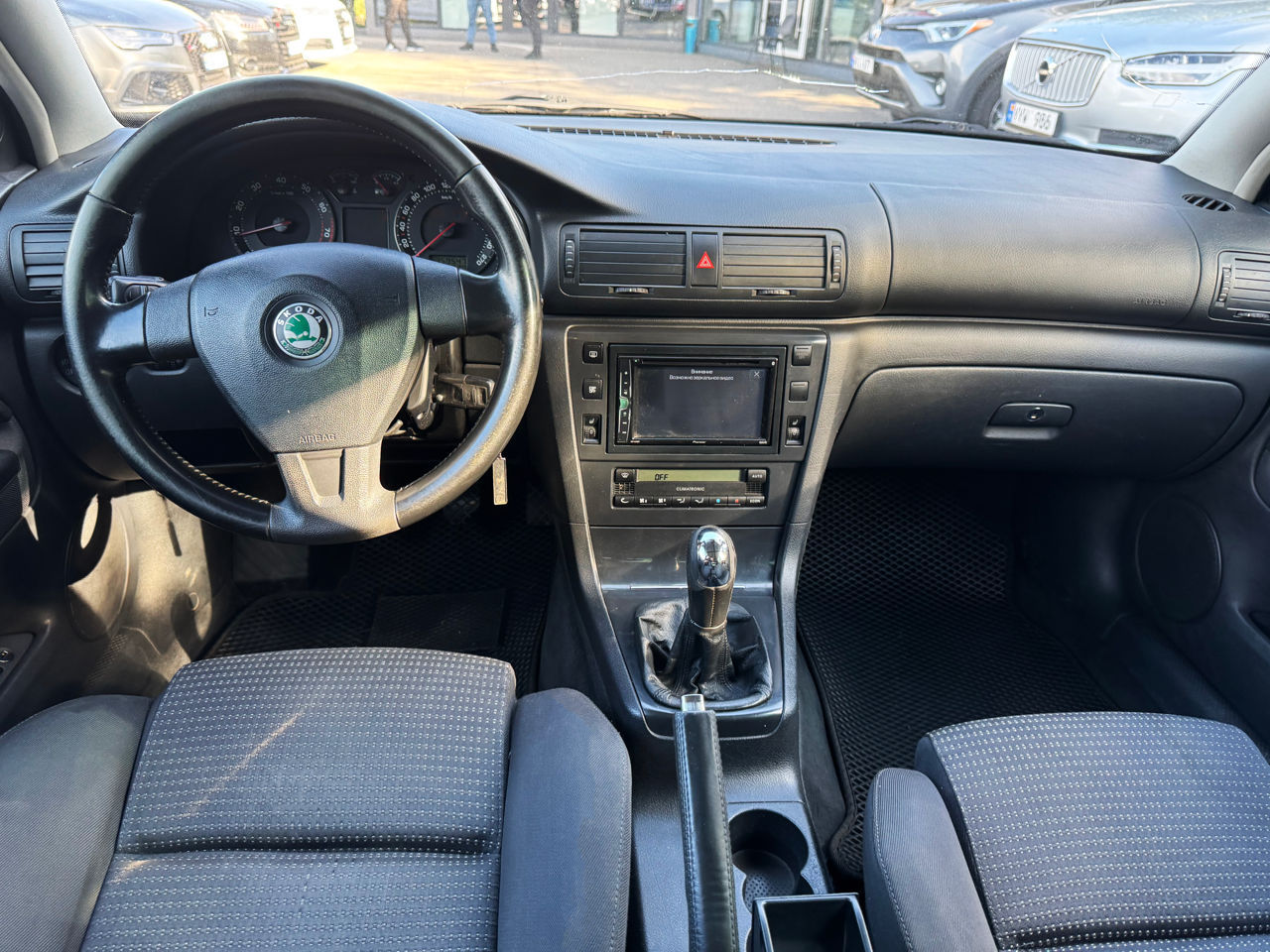 Skoda Superb foto 6