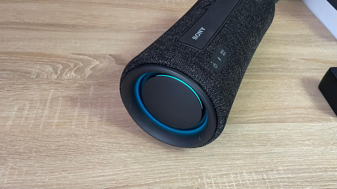 Портативная колонка SONY SRS-XG300