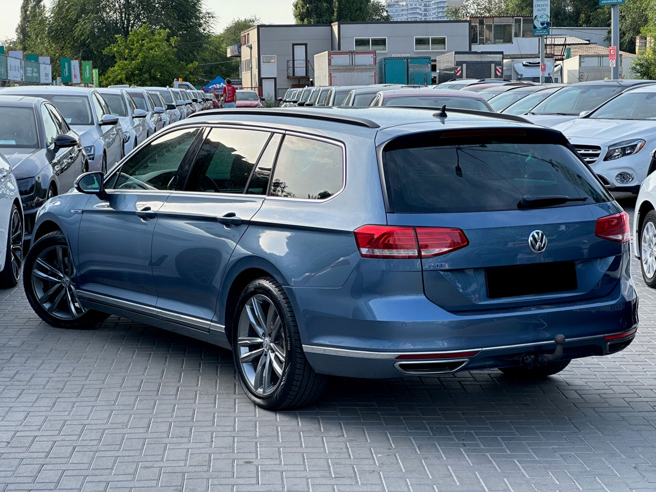 Volkswagen Passat foto 3