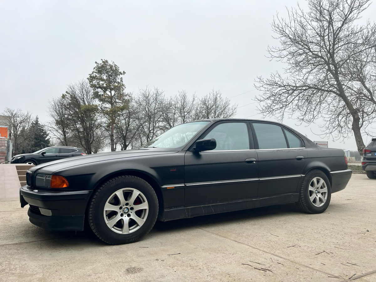 BMW 7 Series foto 5