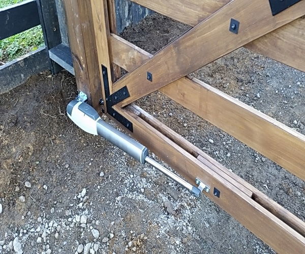 Automatizare deschidere porti batante şi autoportante.Автоматика и фурнитура для ворот. фото 4