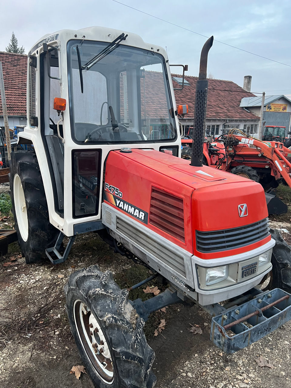 Se vinde Tractor F475D cu freza de sol