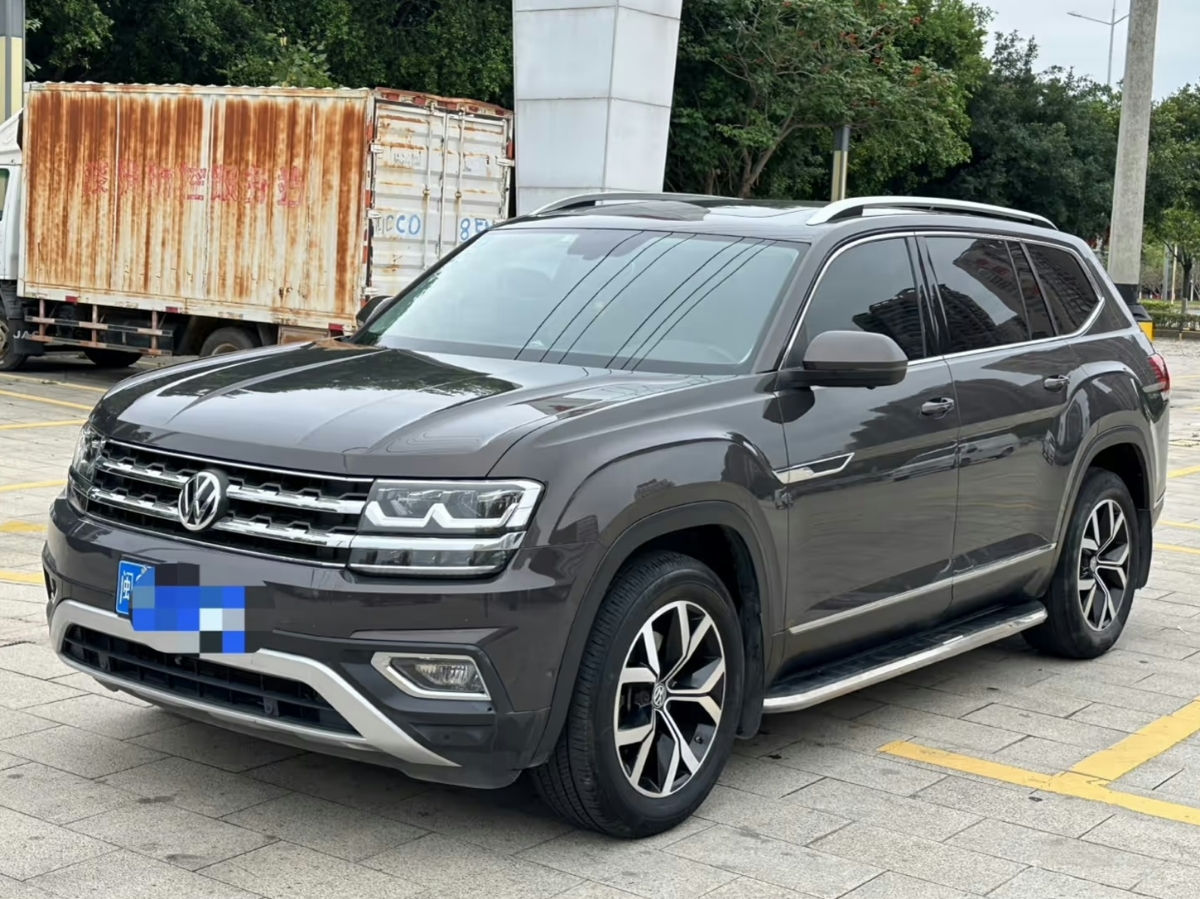 Volkswagen Atlas foto 2