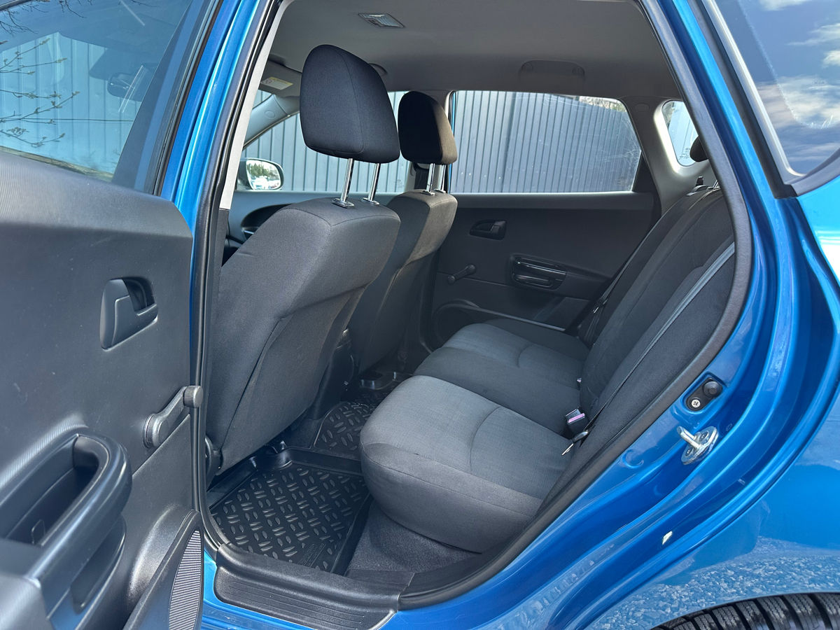 KIA Ceed фото 9