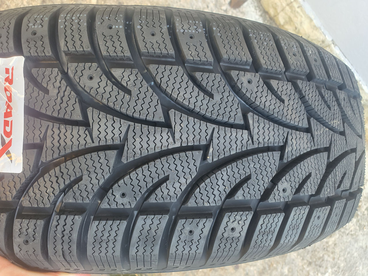 235 60 R18 RoadX (Hankook) Model-2022