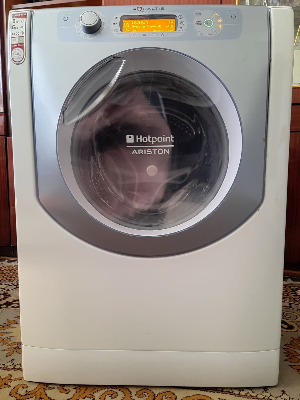 Стиральная машина с сушкой Hotpoint Ariston AQM8D 49 U