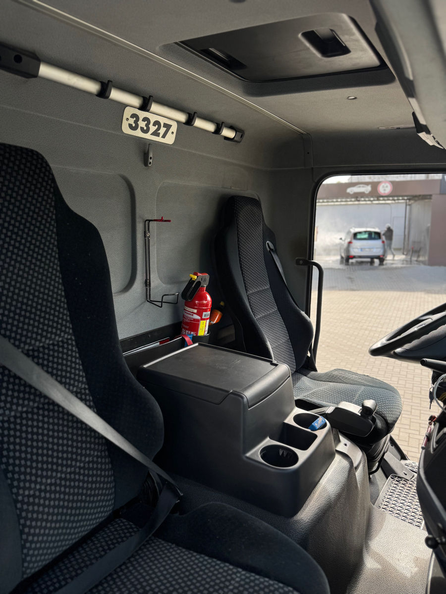 Mercedes Mecede Atego 1222L фото 7