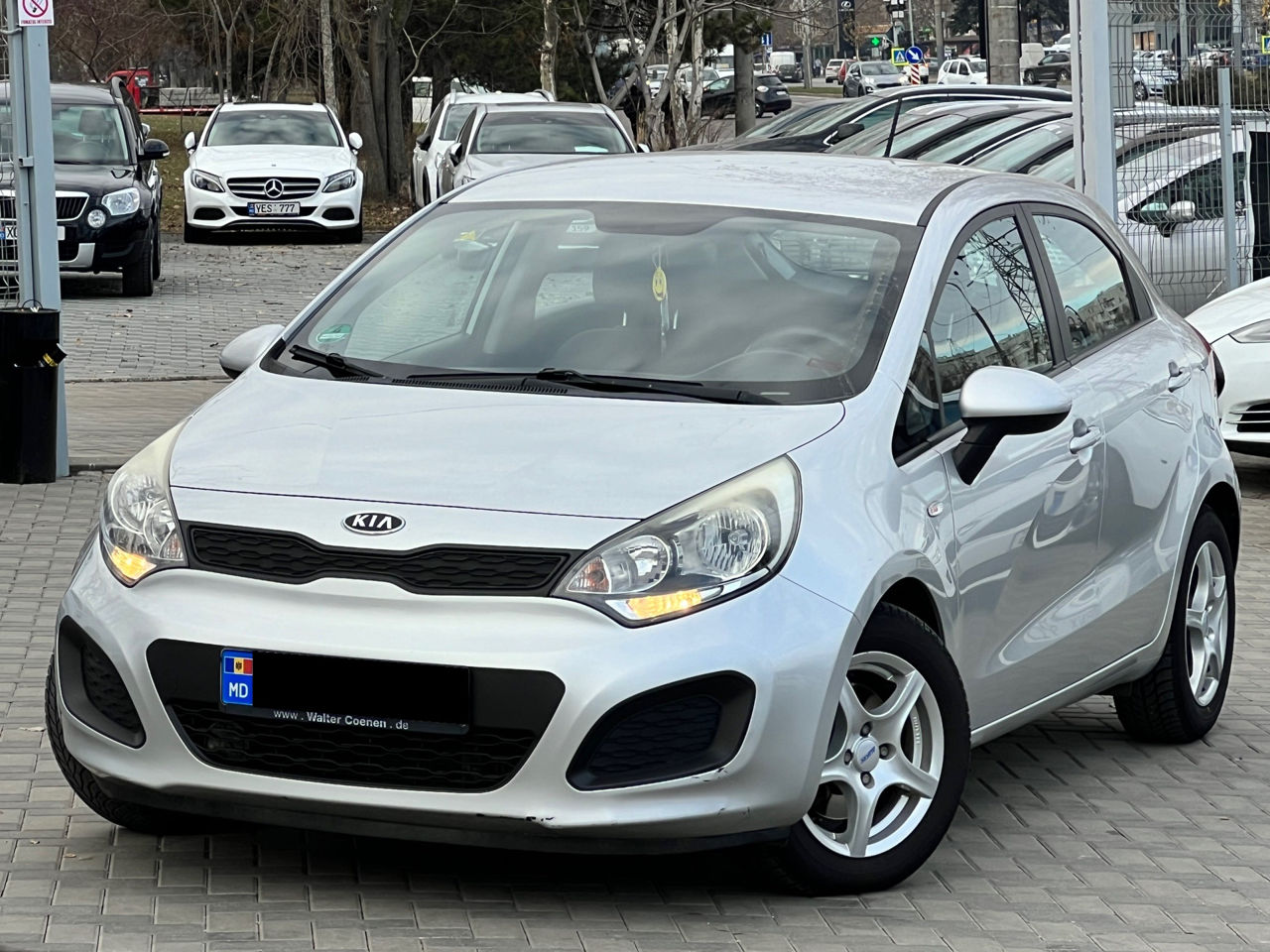 KIA Rio foto 2