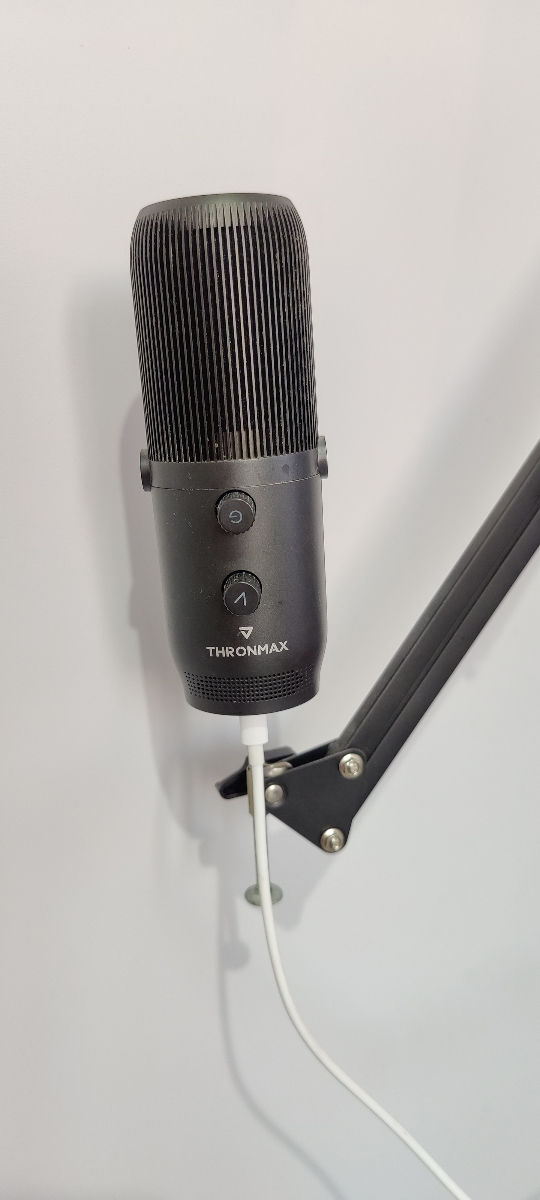 Микрофон Thronmax