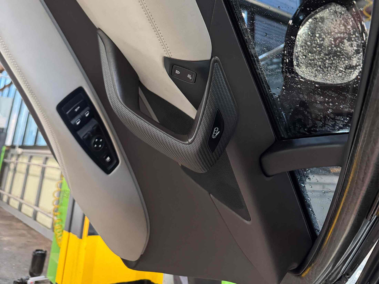 BMW i8 foto 6