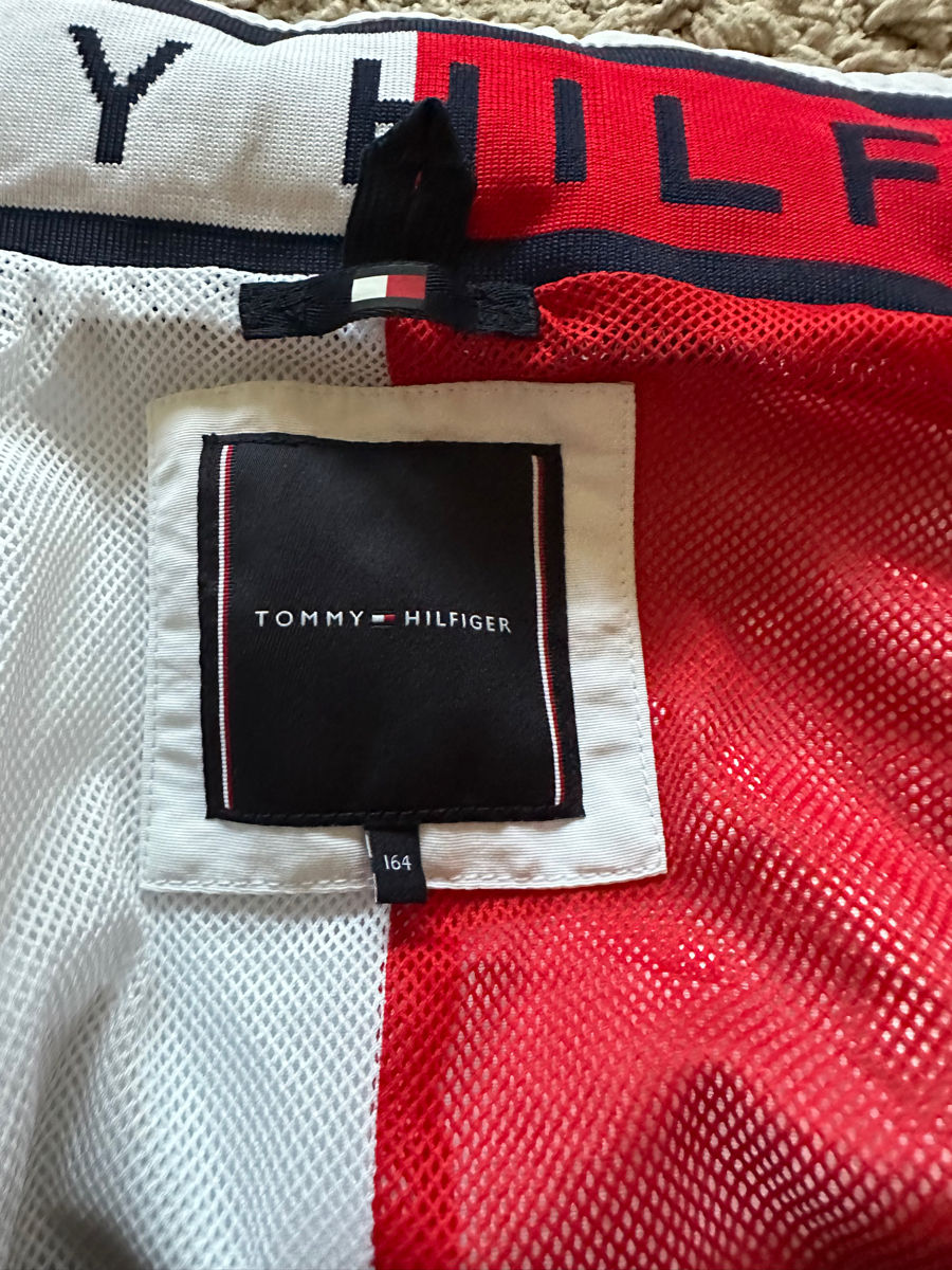 Tommy Hilfiger foto 7