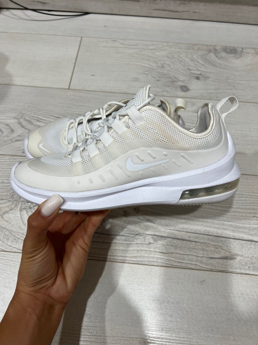 Nike Womens Air Max Axis White Running Shoes Comfort AA2168-100 foto 2