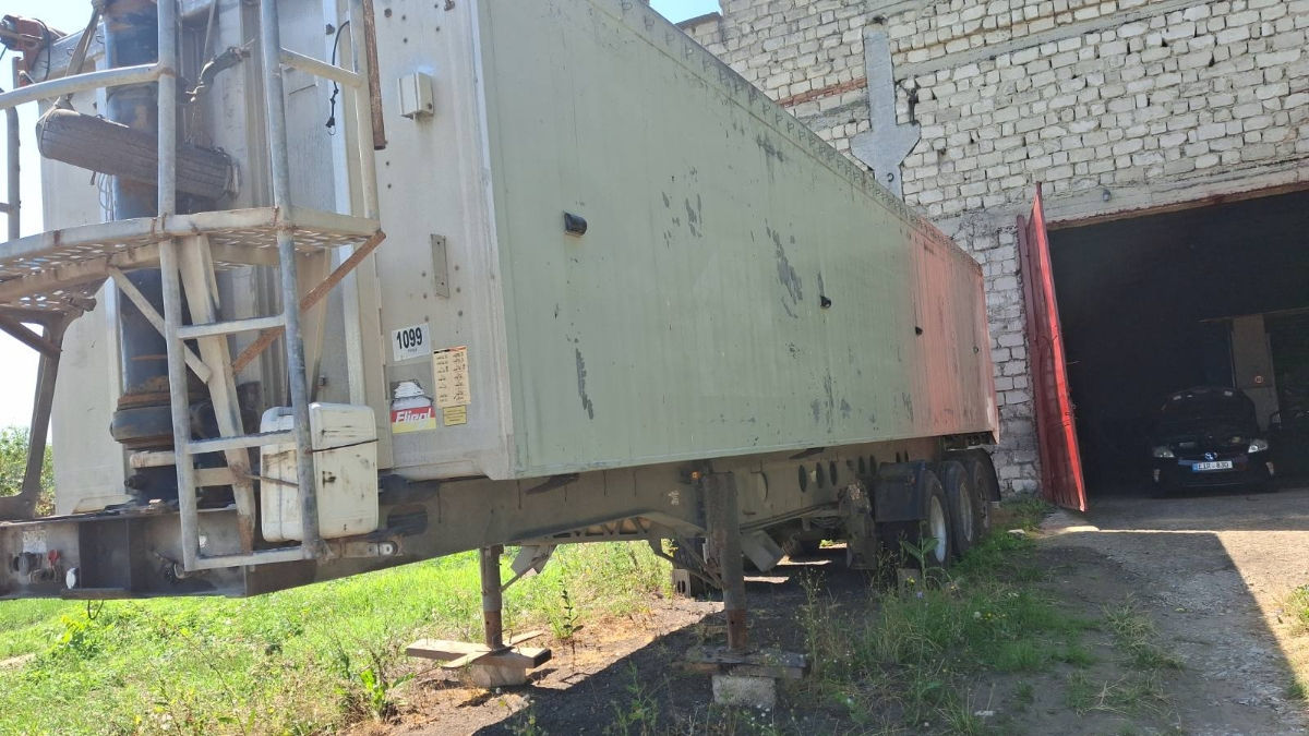Semiremorcă pentru cereale, capacitate 50 m³