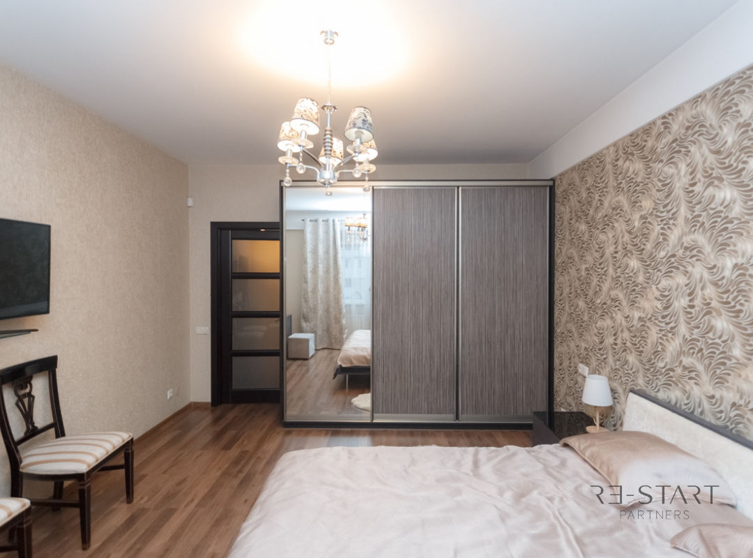 Apartament cu 2 camere, 82 m², Centru, Chișinău foto 8