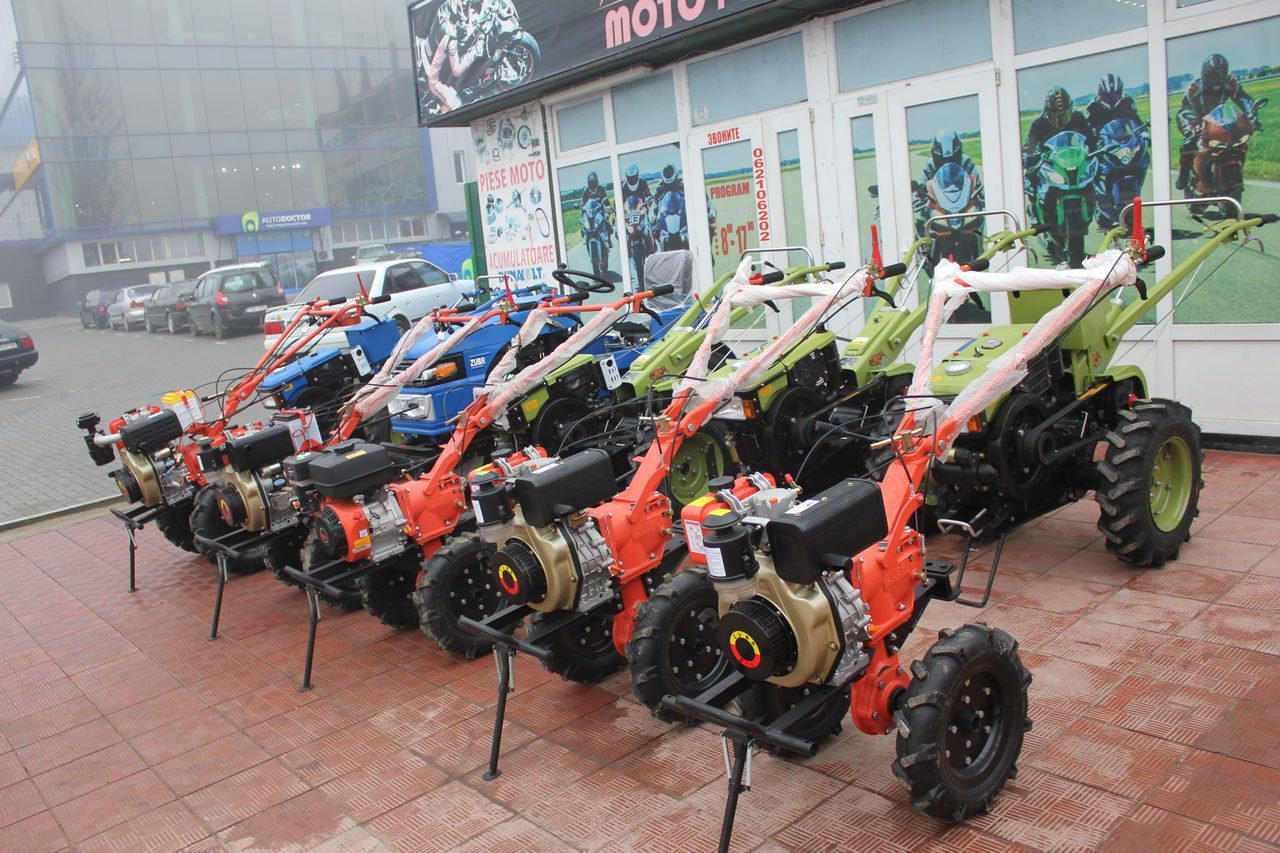 Motoblocuri Zubr racire pe apa, magazin Motoplus foto 5