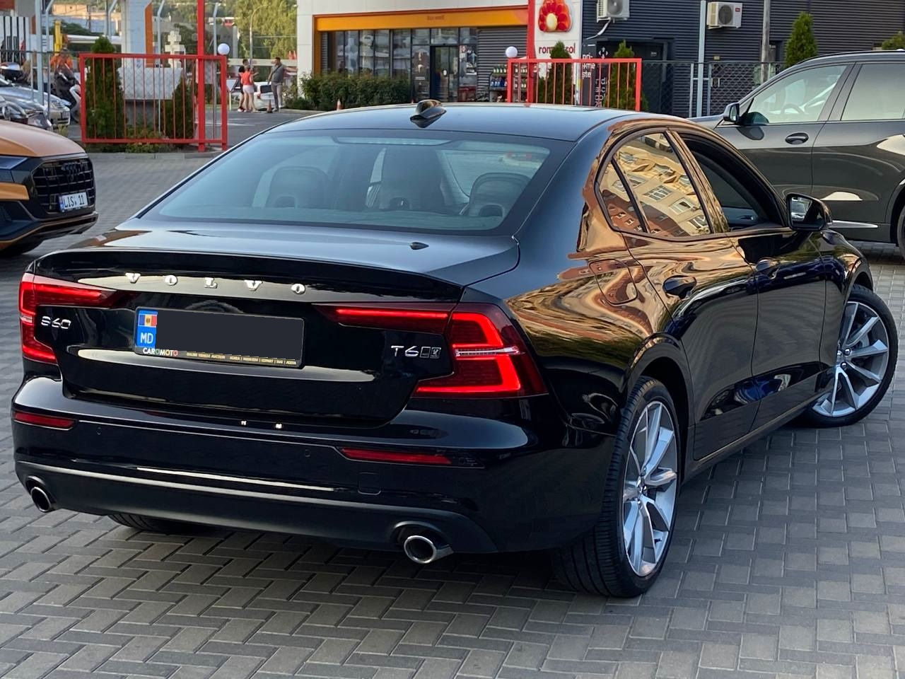 Volvo S60 foto 4