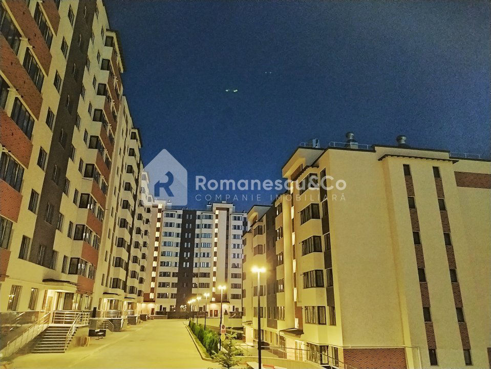 Apartament cu 2 camere, 77 m², Buiucani, Chișinău foto 3