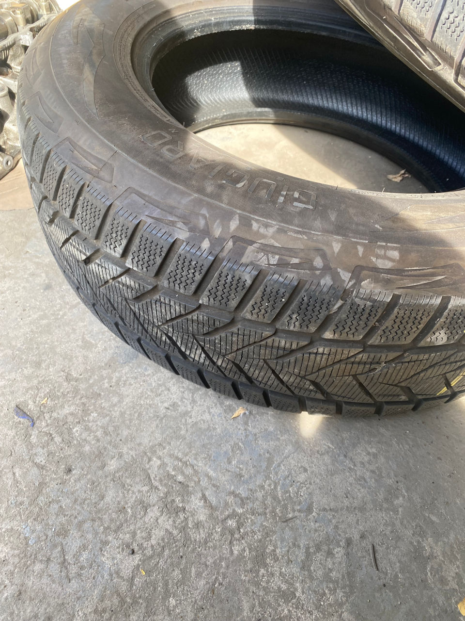 Scaturi 235/65R17 foto 2