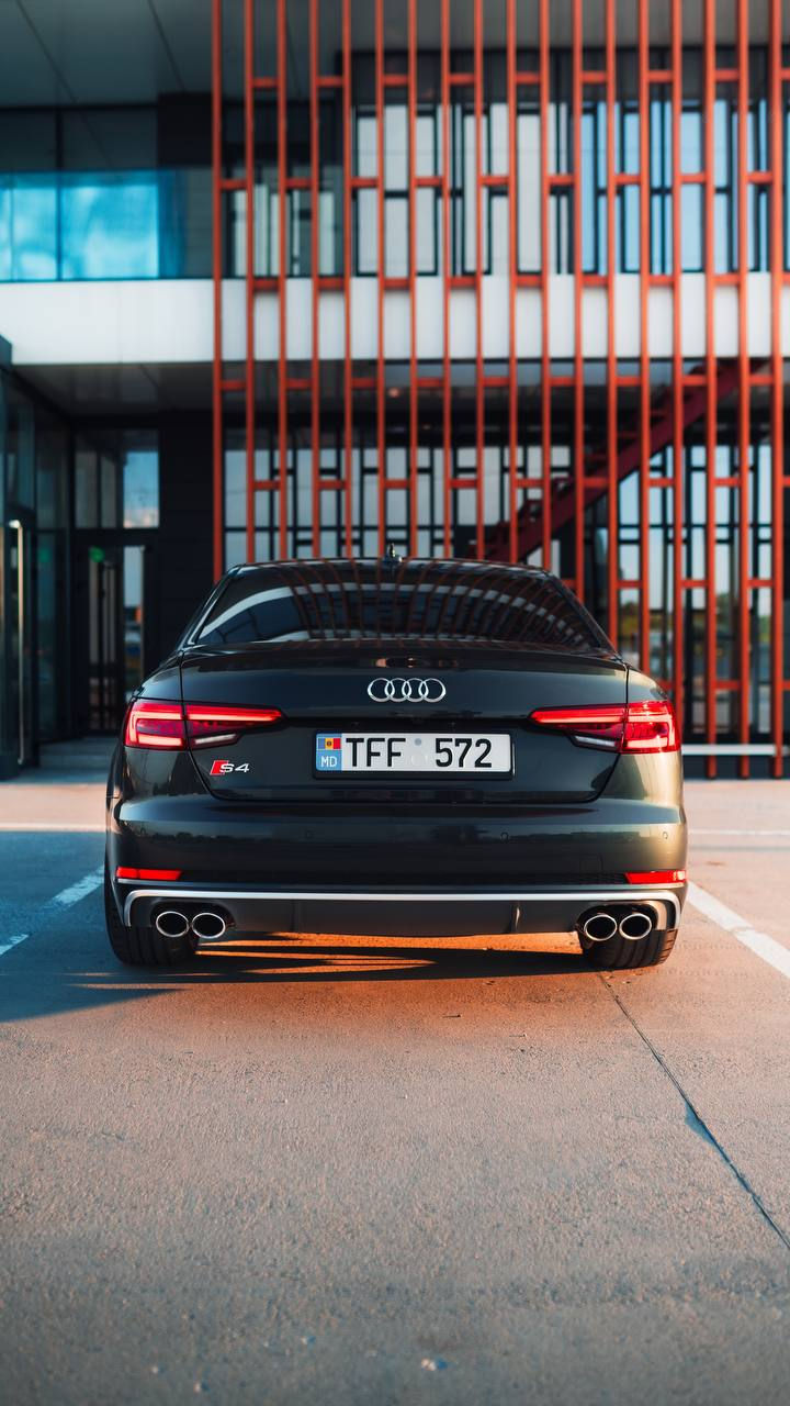 Audi S4 foto 5