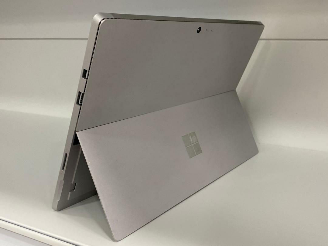 Microsoft Surface Pro 7+ Intel Core i5-1135G7/8 Go/SSD 256 Go/12,3 po Microsoft Surface Pro 7+ Intel Core i5-1135G7/8 Go/SSD 256 Go/12,3 po