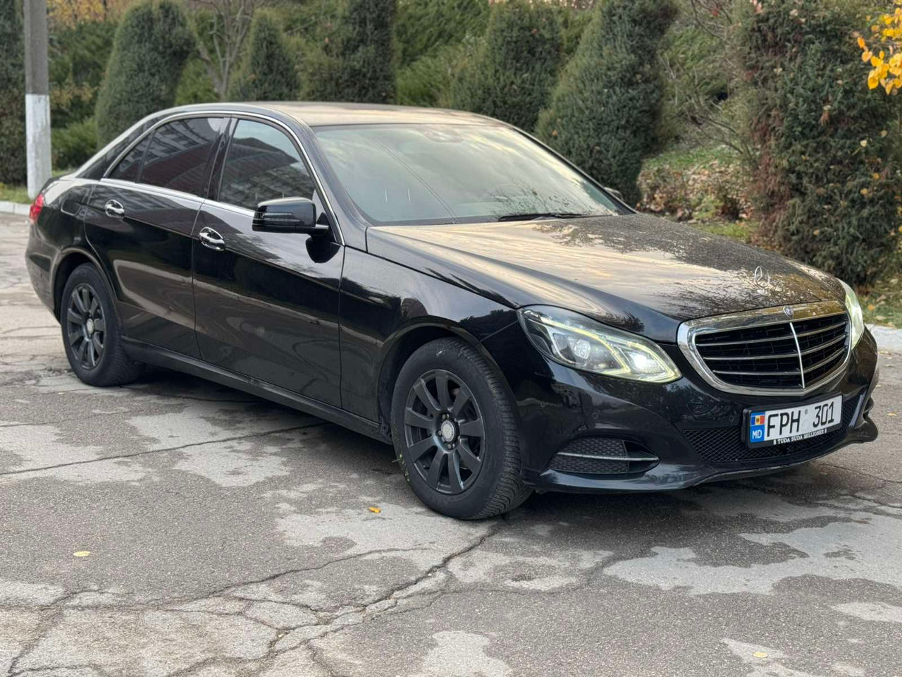 Mercedes E-Class foto 1