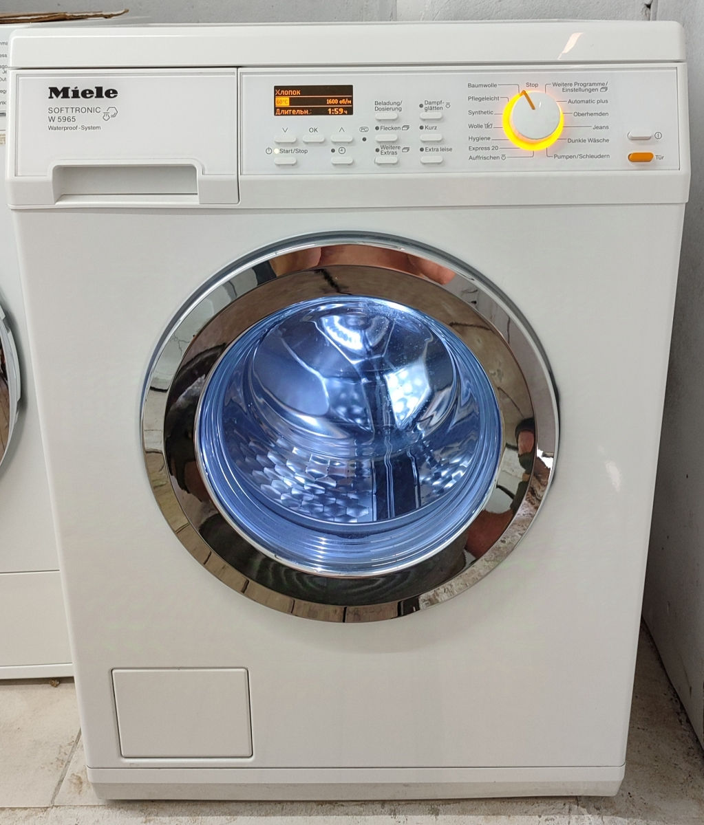 Стиральная машина Miele с паром фото 1